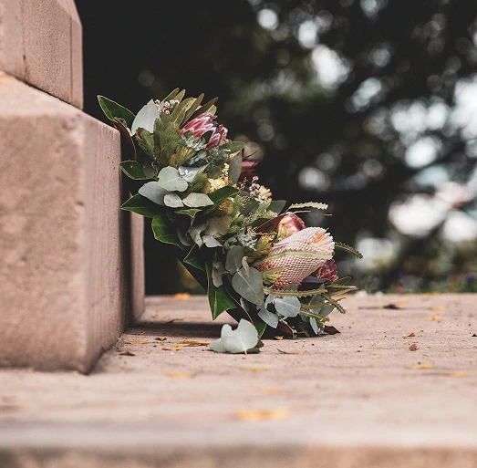Entretien de tombe à Nantes – Éternam Odélie